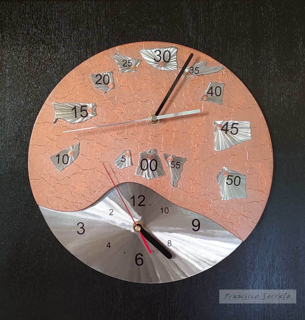 Horloge design double cadran en acier